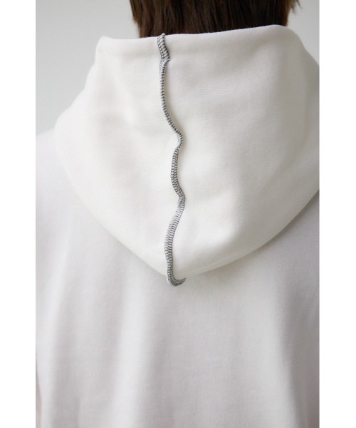 AZUL by moussy(アズールバイマウジー)の「ステッチデザインパーカー(パーカー・メンズ・オフホワイト/ダークグリーン/杢グレー/ベージュ/ブラック・FREE)」の13枚目の写真
