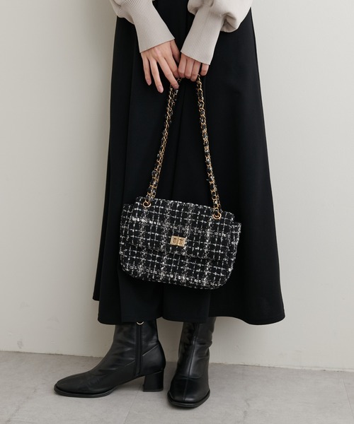 natural couture（ナチュラルクチュール）の「キルティングチェーンＢＡＧ（ショルダーバッグ・レディース・ピンク/アイボリー/ブラック・FREE）」の2枚目の写真