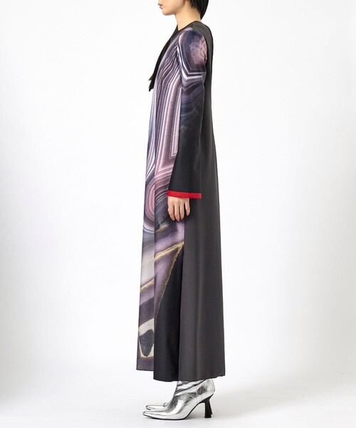 MUKASA（ムカサ）の「【MUKASA/ムカサ】RARE STONE PRINT DRESS/プリントワンピース（ドレス・レディース・グレー・FREE）」の3枚目の写真