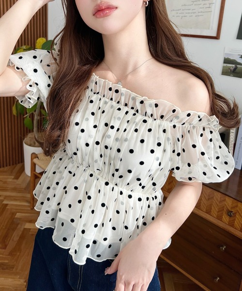 リランドチュール　オフショルリボンペプラムトップス rirandture オフショルリボンペプラムトップス - メルカリ