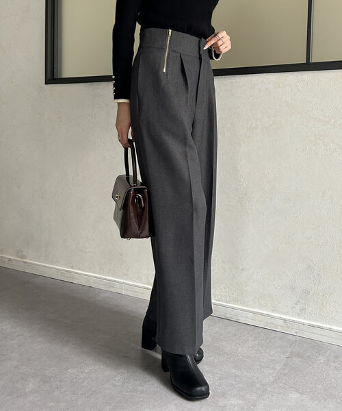 Thevon（ゼボン）の「GOLDジップタックパンツ（スラックス・レディース・チャコールグレー/ブラック/ブラウン・S/M）」の19枚目の写真