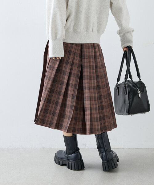 w closet（ダブルクローゼット）の「プリーツミディスカート（スカート・レディース・チャコールグレー/ブラウン/ベージュ・FREE）」の19枚目の写真