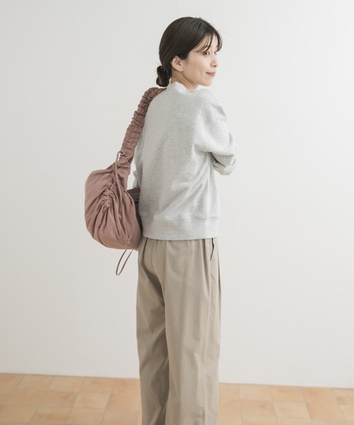 URBAN RESEARCH DOORS（アーバンリサーチドアーズ）の「『毛玉防止』裏毛クルーネックプルオーバー（Tシャツ/カットソー・レディース・ブラック/ブルー/グレー・MEDIUM）」の11枚目の写真