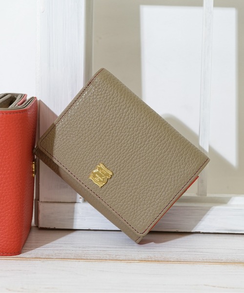 efffy(エフィー)の「【efffy/エフィー】 コンパクトウォレット イタリア製牛革 日本製(財布・レディース・グリーン系その他/ラベンダー/ネイビー/ピンク/アイボリー/グレイッシュベージュ/ダークブラウン/イエロー/グリーン/ライム/イエロー系その他/ピンク系その他・FREE)」の4枚目の写真