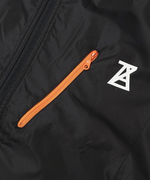 ANREALAGE（アンリアレイジ）の「STAFF JACKET（ブルゾン・メンズ・ブラック・48/46/38）」の4枚目の写真