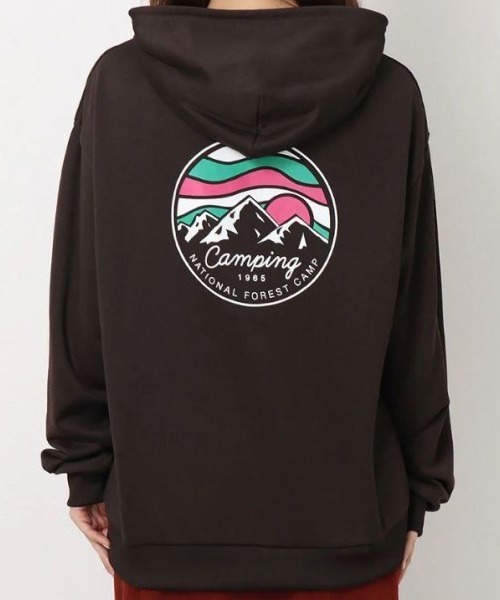 spiritoso(スピリトーゾ)の「【spiritoso】sunsetバックプリント裏毛パーカー(パーカー・レディース・グレイッシュベージュ/チャコールグレー/杢グレー・FREE)」の1枚目の写真