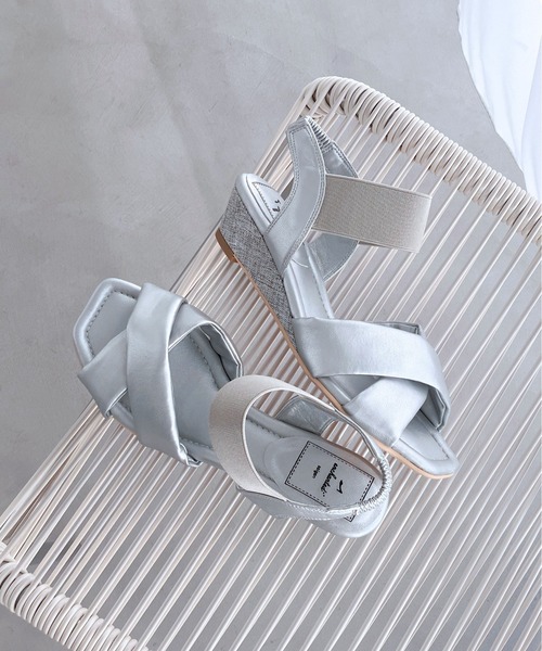 enchanted（エンチャンテッド）の「クロスワンストゴムウエッジサンダル（サンダル・レディース・ブラック/ブルーグレー/シルバー/シルバーグレー・S/M/L/LL）」の19枚目の写真