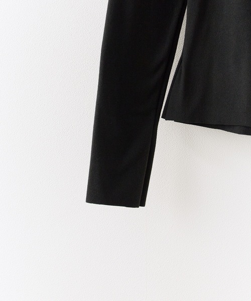 Chick(チック)の「Soft Tach Offshoulder Knit Sewn / ソフトタッチ オフショル ニットソー 夏物 夏服(Tシャツ/カットソー・レディース・グレー/ブラック・FREE)」の17枚目の写真
