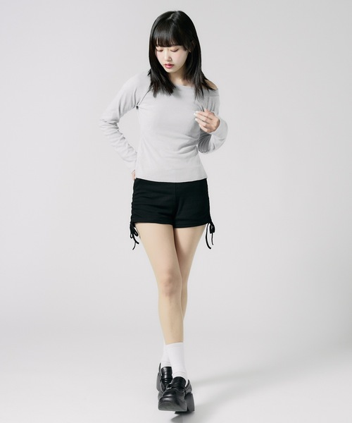 Chick(チック)の「Soft Tach Offshoulder Knit Sewn / ソフトタッチ オフショル ニットソー 夏物 夏服(Tシャツ/カットソー・レディース・グレー/ブラック・FREE)」の14枚目の写真