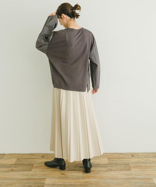 ITEMS URBANRESEARCH(アイテムズ アーバンリサーチ)の「ドッキングプルオーバー(Tシャツ/カットソー・レディース・オフホワイト/チャコールグレー/ベージュ・FREE)」の16枚目の写真