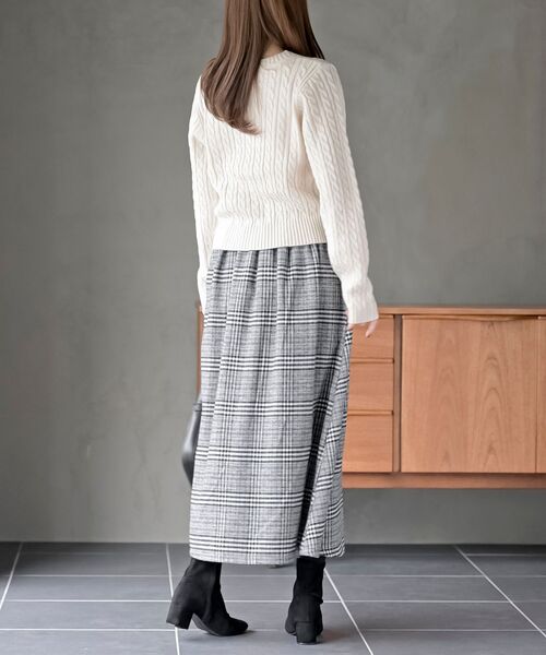 rps(アールピーエス)の「ハート刺繍ケーブルニットプルオーバー(ニット/セーター・レディース・グレー系その他/その他/ラベンダー/ベージュ系その他/イエロー系その他・フリー)」の17枚目の写真