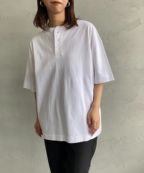 Healthknit（ヘルスニット）の「[HEALTHKNIT/ヘルスニット] 別注 ビッグシルエット ヘンリーネックTシャツ（Tシャツ/カットソー・レディース・ブラック/ホワイト/オートミール・S/M/L/XL/XXL）」の13枚目の写真