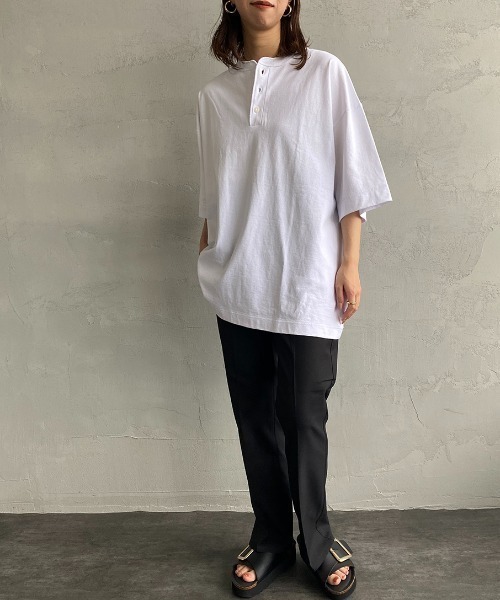 Healthknit（ヘルスニット）の「[HEALTHKNIT/ヘルスニット] 別注 ビッグシルエット ヘンリーネックTシャツ（Tシャツ/カットソー・レディース・ブラック/ホワイト/オートミール・S/M/L/XL/XXL）」の19枚目の写真