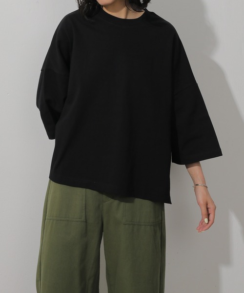 emesuelee(エメスーリー)の「UV遮蔽率90%以上 ヘビーウェイト天竺ワイドプルオーバー(Tシャツ/カットソー・レディース・ネイビー/グレイッシュベージュ/ブラック/アイボリー/ブルー・フリー)」の7枚目の写真
