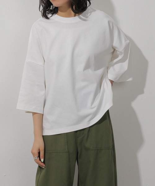 emesuelee(エメスーリー)の「UV遮蔽率90%以上 ヘビーウェイト天竺ワイドプルオーバー(Tシャツ/カットソー・レディース・ネイビー/グレイッシュベージュ/ブラック/アイボリー/ブルー・フリー)」の15枚目の写真