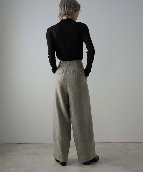 Doula Doula(ドゥーラドゥーラ)の「ピンタックワイドパンツ(その他パンツ・レディース・ライトグレー/グレー/チャコールグレー/ライトベージュ/ベージュ・マルチサイズ)」の22枚目の写真