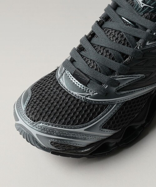 MIZUNO（ミズノ　）の「＜MIZUNO＞WAVE PROPHECY LS（スニーカー・レディース・ホワイト/ブラック・70/60/50/80）」の18枚目の写真