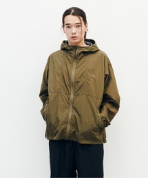 Traditional Weatherwear カーキ マウンテンパーカー 超高密度ナイロンのウォータープルーフマウンテンパーカー
