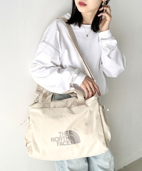 THE NORTH FACE（ザノースフェイス）の「国内未発売 THE NORTH FACE(ザ・ノースフェイス)/2WAY 軽量 大容量 巾着型 ショルダー ボストン トラベル ダッフルバッグ/BONNEY DUFFLE BAG（ボストンバッグ・レディース・ブラック/グレー/クリーム・FREE）」の16枚目の写真