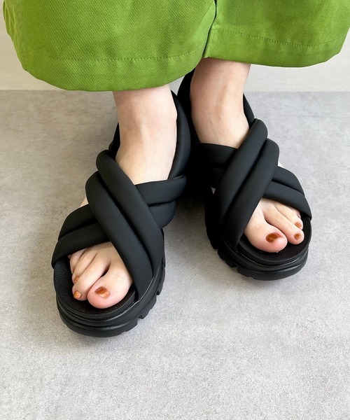 ORiental TRaffic（オリエンタルトラフィック）の「クロスベルト厚底サンダル/51201（サンダル・レディース・ブラック/ベージュ・S/M/L/LL/SS/3L）」の6枚目の写真