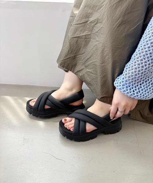 ORiental TRaffic（オリエンタルトラフィック）の「クロスベルト厚底サンダル/51201（サンダル・レディース・ブラック/ベージュ・S/M/L/LL/SS/3L）」の19枚目の写真