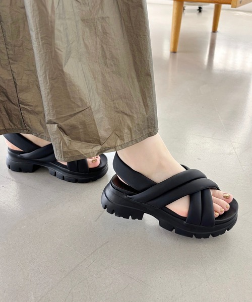 ORiental TRaffic（オリエンタルトラフィック）の「クロスベルト厚底サンダル/51201（サンダル・レディース・ブラック/ベージュ・S/M/L/LL/SS/3L）」の20枚目の写真