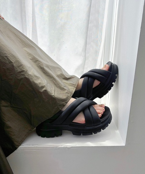 ORiental TRaffic（オリエンタルトラフィック）の「クロスベルト厚底サンダル/51201（サンダル・レディース・ブラック/ベージュ・S/M/L/LL/SS/3L）」の21枚目の写真