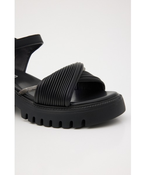 STACCATO（スタッカート）の「クレープツイストタンクソールサンダル（サンダル・レディース・ホワイト/ブラック・24.0cm/24.5cm/23.5cm/22.5cm/23.0cm）」の8枚目の写真