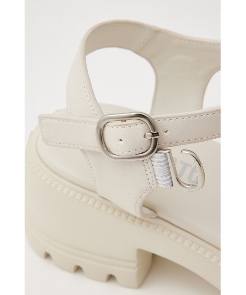 STACCATO（スタッカート）の「クレープツイストタンクソールサンダル（サンダル・レディース・ホワイト/ブラック・24.0cm/24.5cm/23.5cm/22.5cm/23.0cm）」の21枚目の写真