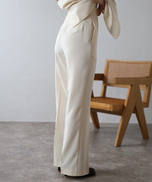 ENC（エンク）の「wool like straight slit pants / ウールライク裾スリットストレートパンツ（その他パンツ・レディース・ブラック/ブラウン系その他/キナリ/ライトカーキ・M/L）」の16枚目の写真