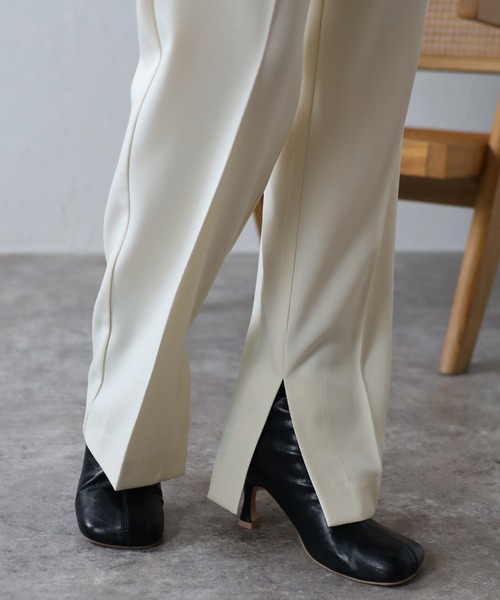 ENC（エンク）の「wool like straight slit pants / ウールライク裾スリットストレートパンツ（その他パンツ・レディース・ブラック/ブラウン系その他/キナリ/ライトカーキ・M/L）」の22枚目の写真