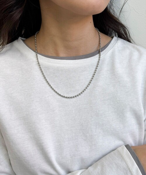 fredy emue（フレディエミュ）の「ボールチェーンフリーネックレス（ネックレス・レディース・シルバー/ゴールド・FREE）」の10枚目の写真