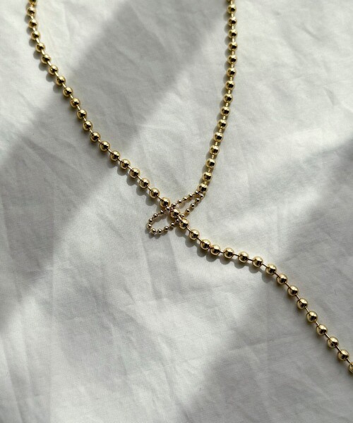 fredy emue（フレディエミュ）の「ボールチェーンフリーネックレス（ネックレス・レディース・シルバー/ゴールド・FREE）」の5枚目の写真