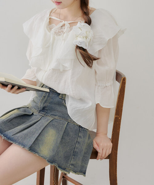 continuer de NICE CLAUP(コンティニューデナイスクラップ)の「【@_chipi2xセレクト】楊柳ラッフルブラウス(シャツ/ブラウス・レディース・ピンク/オフホワイト/ブラック・FREE)」の2枚目の写真