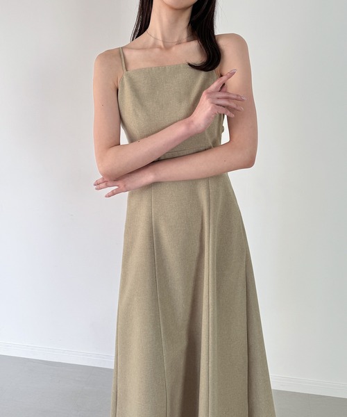 junoah(ジュノア)の「リネンライクバックリボンキャミワンピース(薄手、裏地なし)(ワンピース・レディース・チャコール/ライトベージュ/ブラック・SMALL/MEDIUM/LARGE)」の15枚目の写真