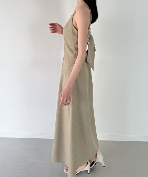 junoah(ジュノア)の「リネンライクバックリボンキャミワンピース(薄手、裏地なし)(ワンピース・レディース・チャコール/ライトベージュ/ブラック・SMALL/MEDIUM/LARGE)」の18枚目の写真