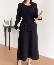 DECADE CLASSIC（ディケイド クラシック）の「セットアップ　長袖ニット＆フレアスカート（セットアップ）」