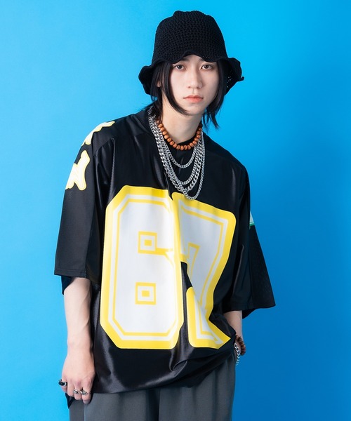 セール】a.p.o.v. ナンバリングビッグプリントメッシュ切替
