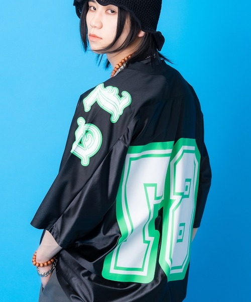 a.p.o.v.(エーピーオービー)の「a.p.o.v. ナンバリングビッグプリントメッシュ切替フットボールシャツ(Tシャツ/カットソー・メンズ・ブラック/レッド/ネイビー・ONESIZE)」の8枚目の写真