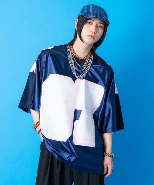 a.p.o.v.(エーピーオービー)の「a.p.o.v. ナンバリングビッグプリントメッシュ切替フットボールシャツ(Tシャツ/カットソー・メンズ・ブラック/レッド/ネイビー・ONESIZE)」の10枚目の写真