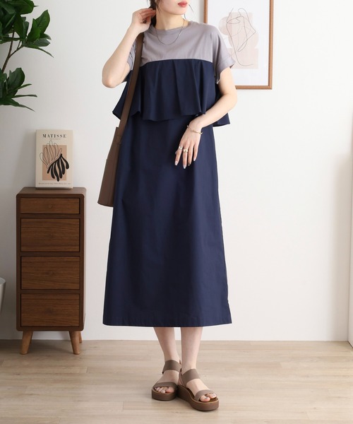 EGLANTINE(エグランティーヌ)の「EGLANTINE フレア切り替えバイカラーロングワンピース(ワンピース・レディース・ダークグリーン/ブラック/ネイビー/キャメル・40)」の11枚目の写真