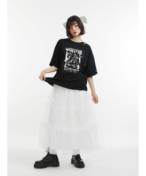 jouetie（ジュエティ）の「グランジグラフィックTシャツ（Tシャツ/カットソー・レディース・レッド/オフホワイト/ブラック・MEDIUM）」の4枚目の写真