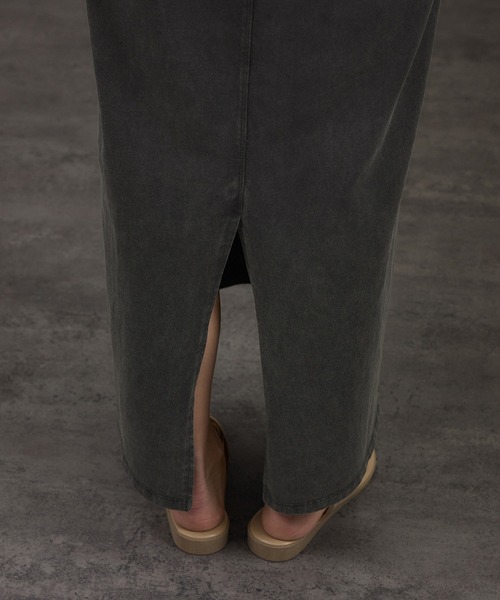 SALON adam et rope'（サロン アダム エ ロペ）の「ガーメントダイ 天竺ワンピース（ワンピース・レディース・チャコールグレー/ブラウン系その他2・FREE）」の19枚目の写真