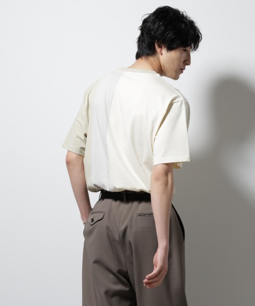 NANO universe(ナノユニバース)の「デザイン切替クルーネックTシャツ 半袖(Tシャツ/カットソー・メンズ・ブラック/アイボリー/ネイビー・L/M)」の6枚目の写真