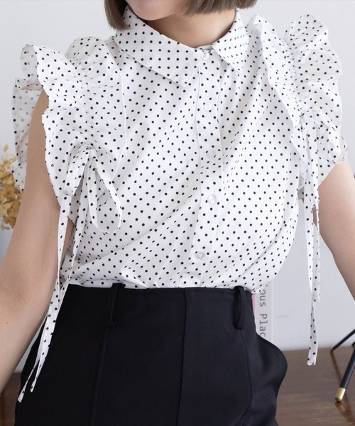 CLEAR BASIC（クリアベーシック）の「リボン付きフリルノースリーブブラウス[着回し力抜群 フレンチガーリー]≪SS新作≫（シャツ/ブラウス・レディース・ブラック×ホワイト/チャコールグレー/ブルー/アイボリー/ホワイト系その他/ブラウン・F）」の3枚目の写真