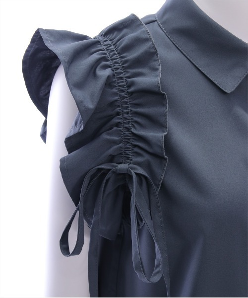 CLEAR BASIC（クリアベーシック）の「リボン付きフリルノースリーブブラウス[着回し力抜群 フレンチガーリー]≪SS新作≫（シャツ/ブラウス・レディース・ブラック×ホワイト/チャコールグレー/ブルー/アイボリー/ホワイト系その他/ブラウン・F）」の9枚目の写真