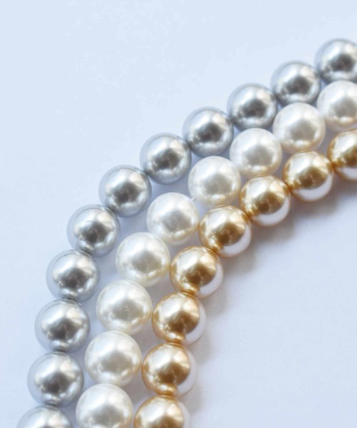 PICCIN(ピッチン)の「マグネット金具カラーパールネックレス(12mm)(ネックレス・レディース・ゴールド/オフホワイト/シルバー・FREE)」の17枚目の写真
