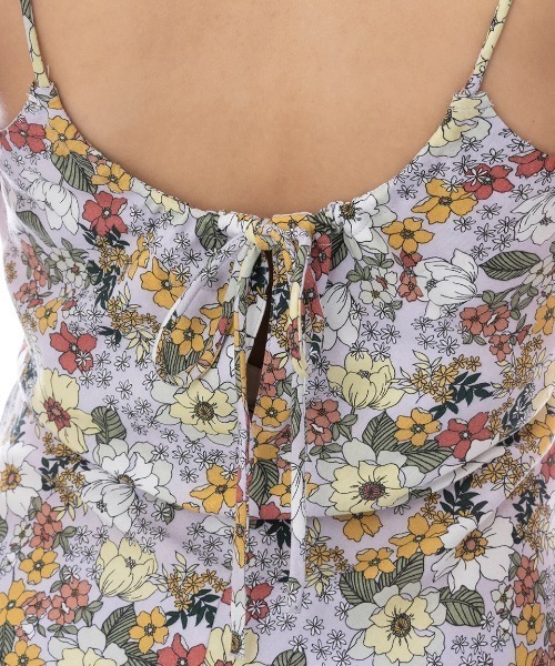 RVCA(ルーカ)の「RVCA レディース MAIDEN DRESS ワンピース 【2025年春夏モデル】/ルーカフラワー柄ワンピース(ワンピース・レディース・ブラック系その他・SMALL/MEDIUM/LARGE)」の4枚目の写真