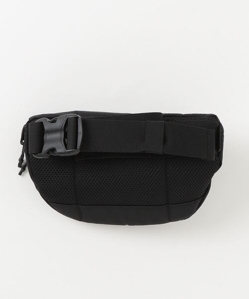 MARMOT(マーモット)の「【Marmot】Playing Follower Waist Pouch(ボディバッグ/ウエストポーチ・メンズ・ブラック・ONE SIZE)」の2枚目の写真