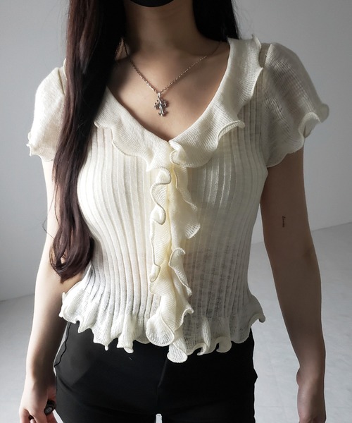 me+em select(ミームセレクト)の「【 2color 】シアーフリル半袖リブニットカーディガン / sheer frill short sleeve rib knit cardigan(Tシャツ/カットソー・レディース・ブラック/アイボリー・FREE)」の16枚目の写真